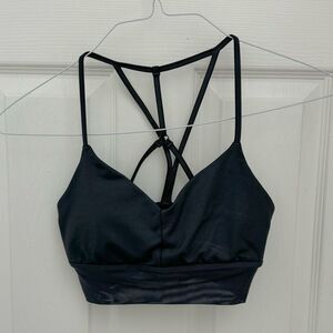ALO Yoga Spotlight Sports Bra Size XS Gray V Neck Racerback Strappy Athletic
